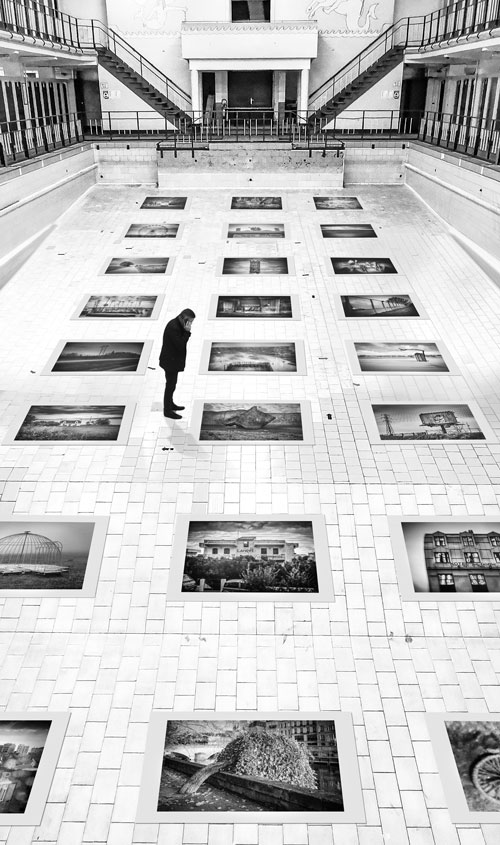Intérieur du bassin avec les images